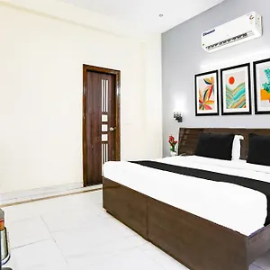 Super Collection O Sector 45 Near Huda Metro Station **** Gurgaon
