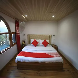 *** Hotel Oyo 16801 Paradise Regency India